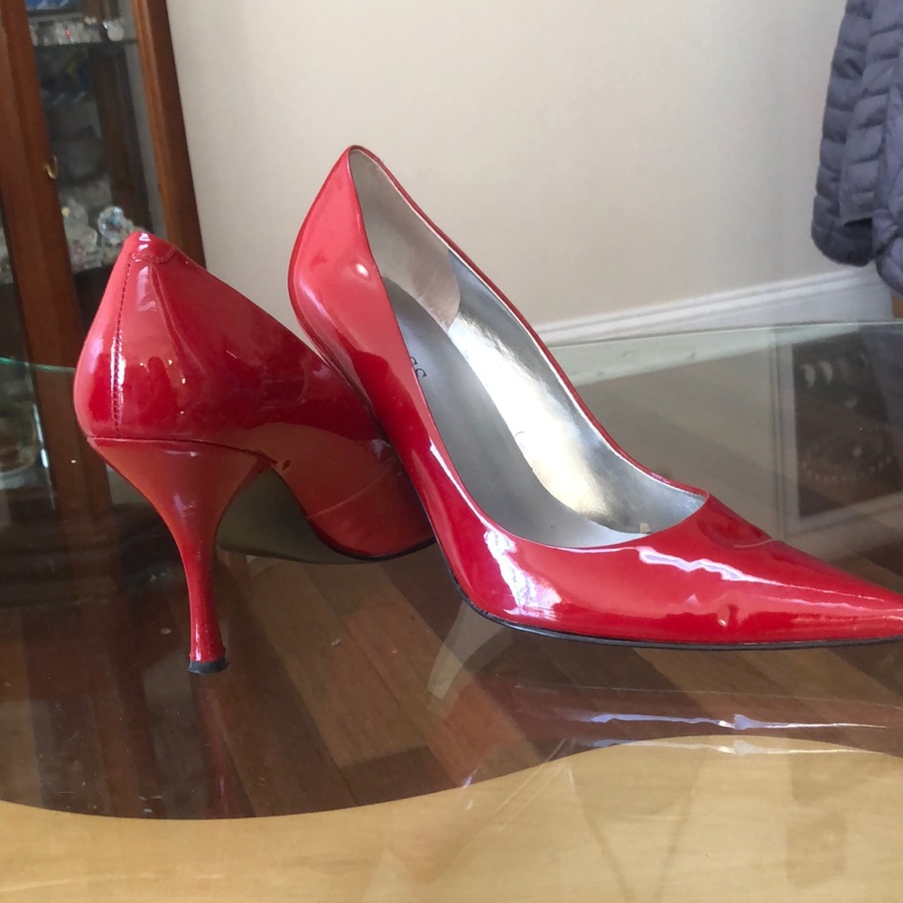 GUESS shoes